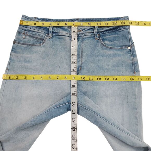 Levi's Jeans Womens 27 Blue Ribcage Boot Light Wash Stretch Ride Comfort Denim - Picture 10 of 11